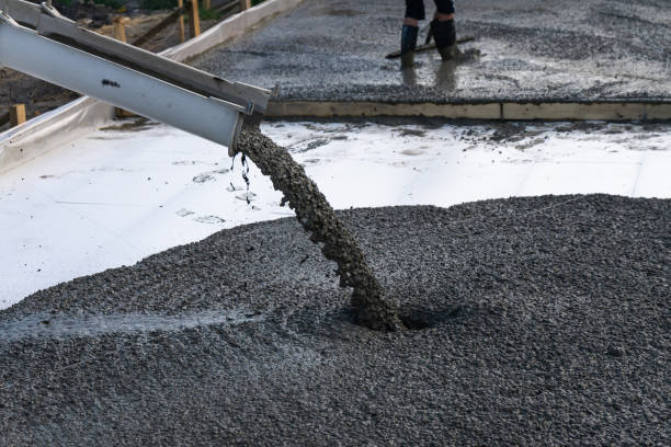 Best Concrete Patio Contractor  in Clinton, MO