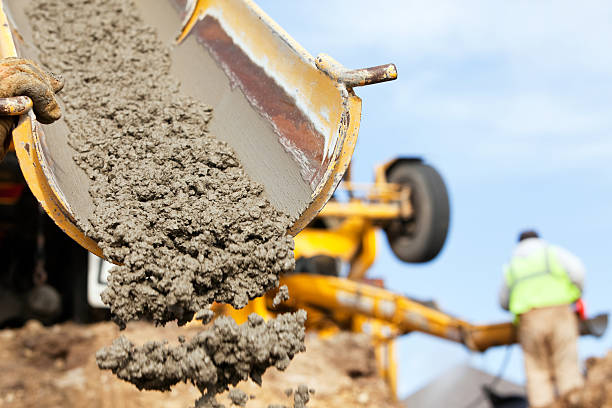 Best Driveway Concrete Repair  in Clinton, MO